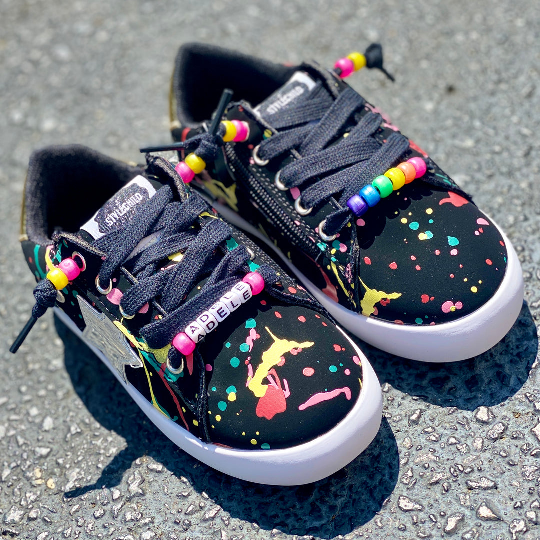 CUSTOMIZE YOUR KICKS
